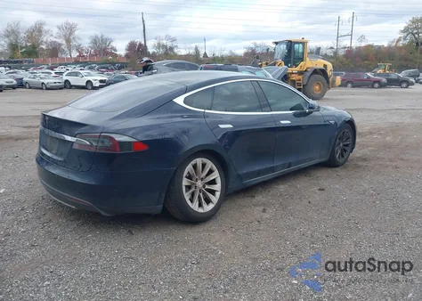 2013 Tesla Model S из США, поврежденный, VIN 5YJSA1AC5DFP11172
